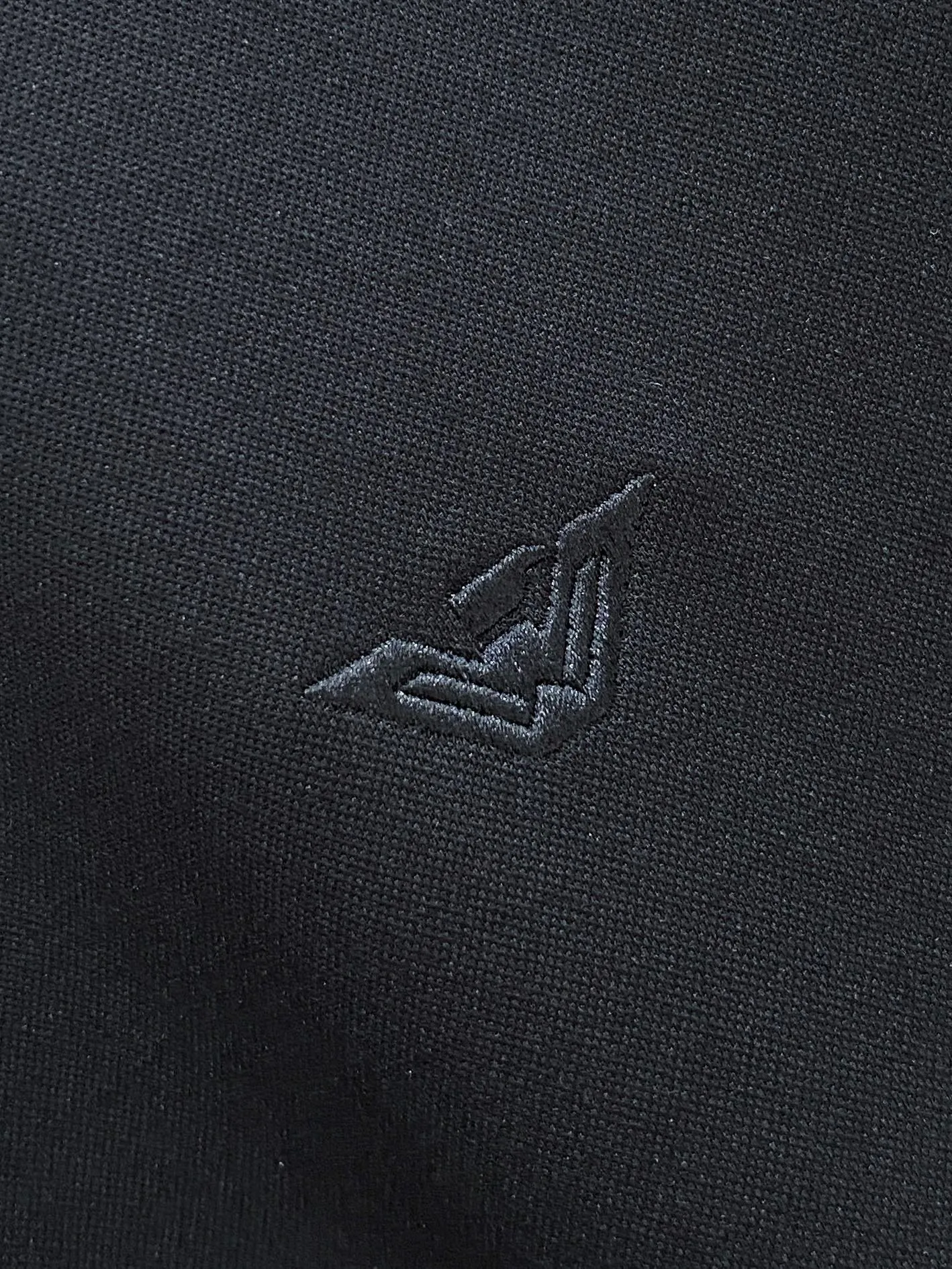 Armani Breathable ， ， 、 、Navy Blue、 。 ， ， 。 Sizes：M-4XL